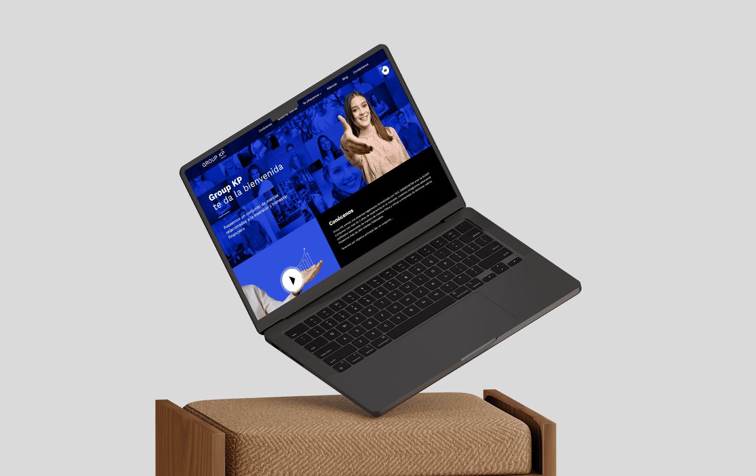 Mockup visual del proyecto Group KP por Cracknear